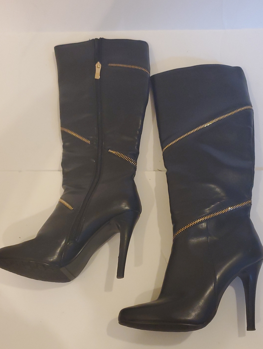 Eva & Zoe Black High Heel Knee Boots with Gold Zipper Detail